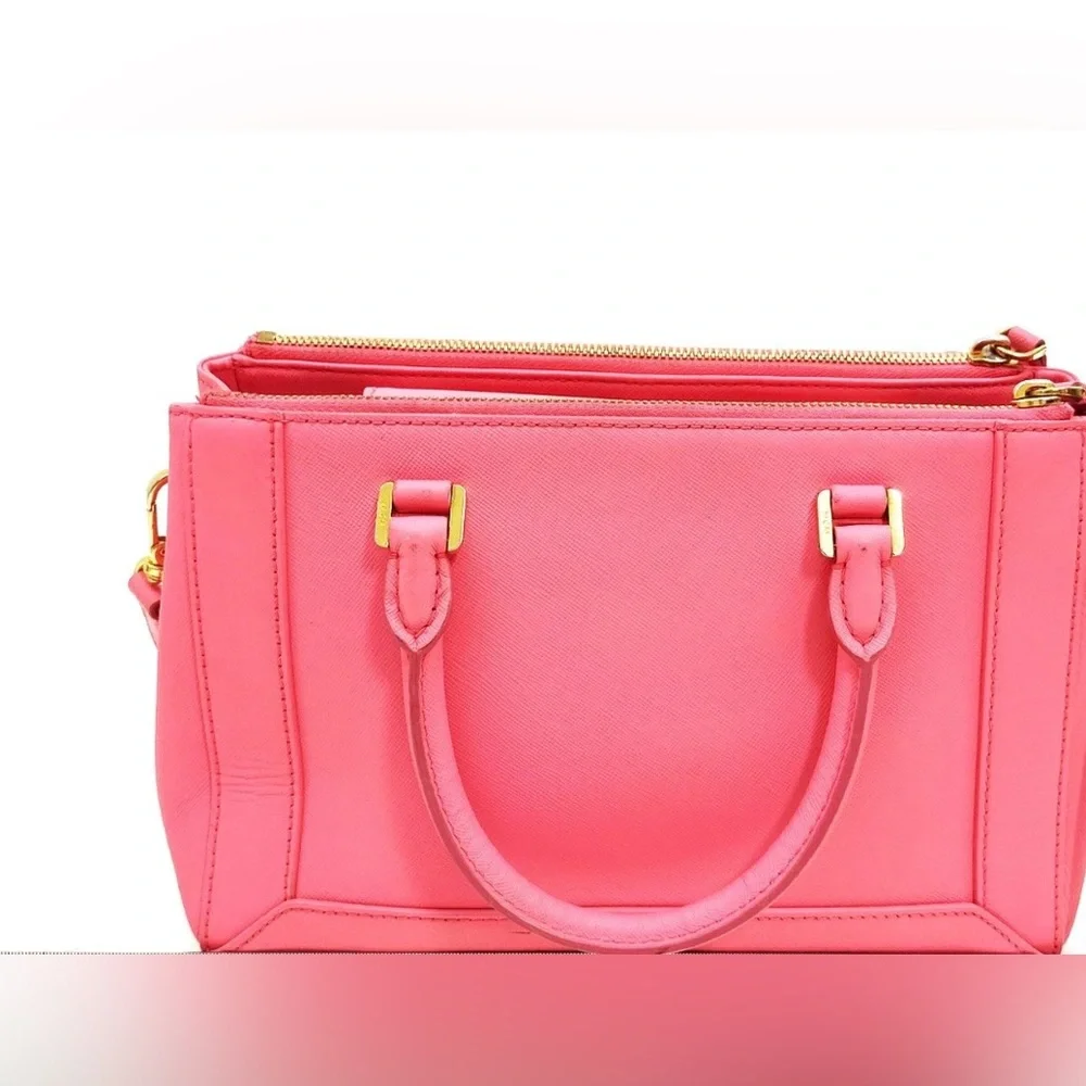 Authentic MCM Hand Bag Pink Leather crossbody purse HOT PINK - Picture 2 of 9